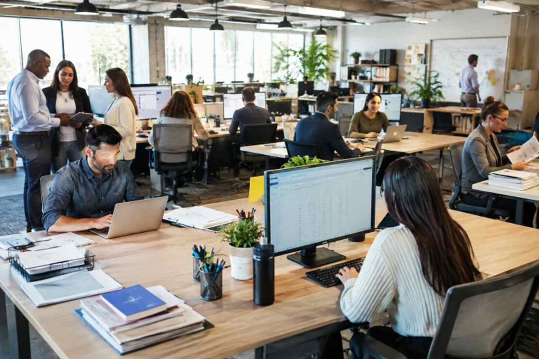 When Growing Businesses Should Outsource HR_ A Practical Decision Guide